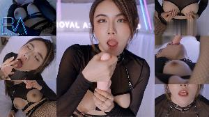 令人心动的淫荡大姐姐...！}